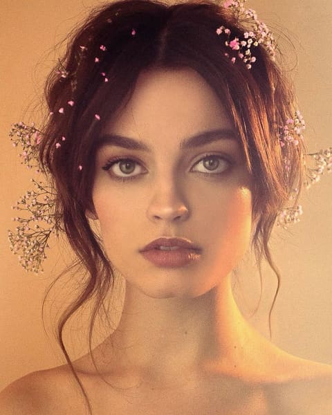 Emma Mackey